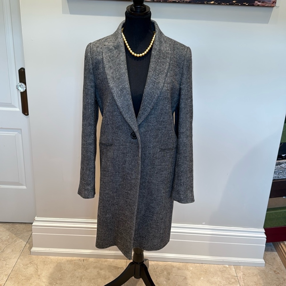 Zara woman gray trench coat